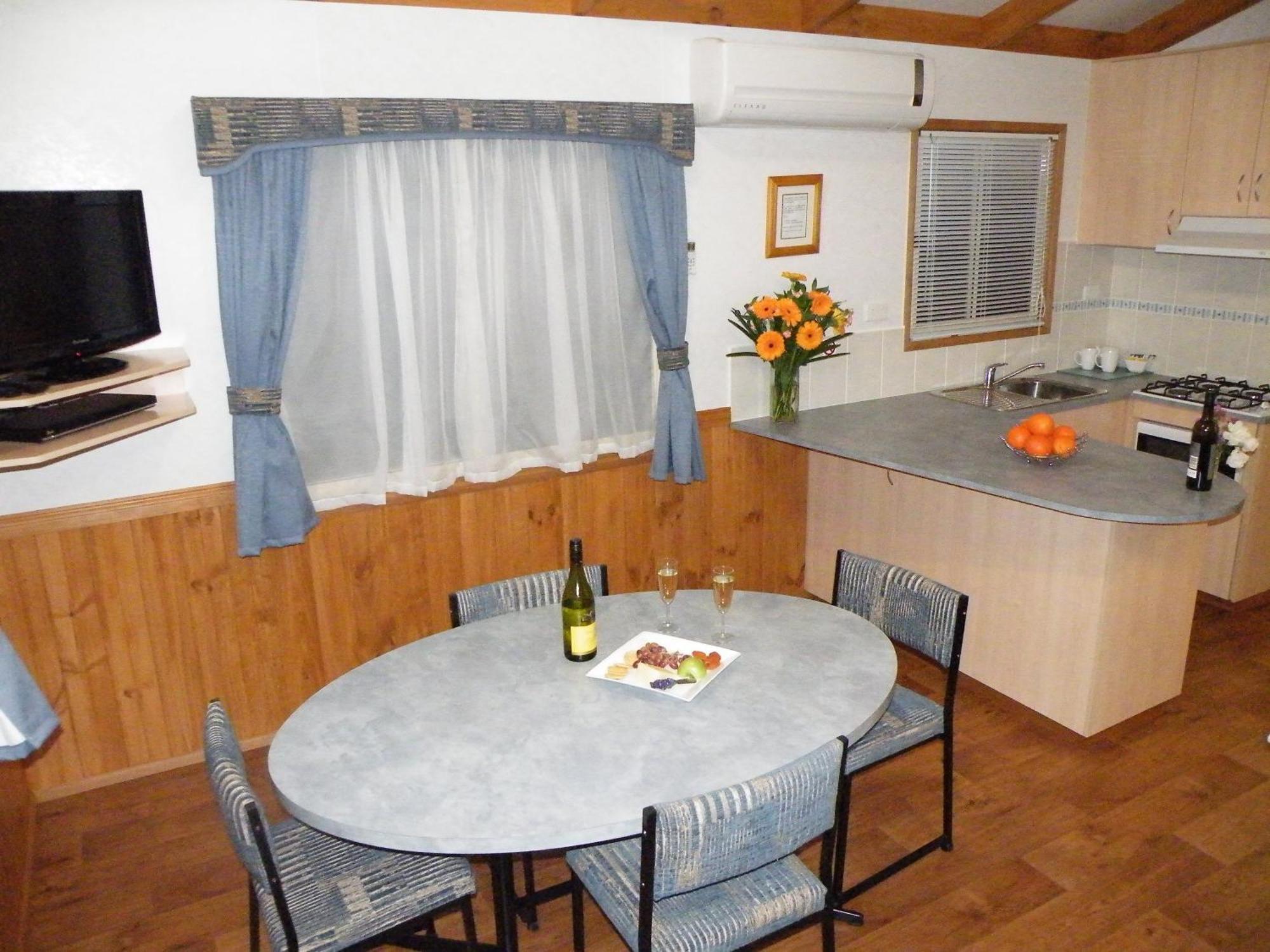 Lake Hamilton Motor Village And Caravan Park الغرفة الصورة